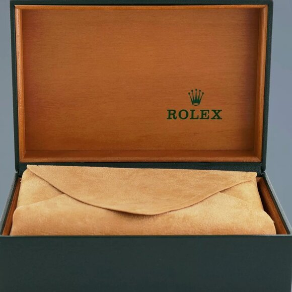 MINT Rolex Men's 31mm Watch With Box - Picture 6 of 6